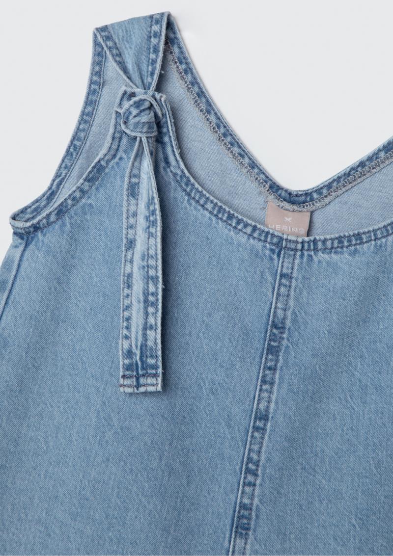 Macacão. Jeans. Algodão.